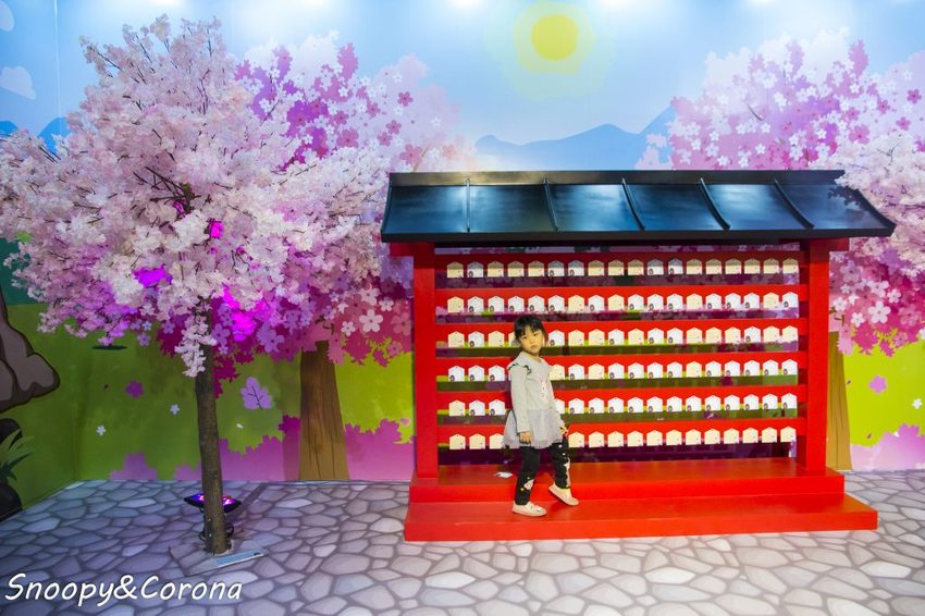 【展覽．台北】LINE FRIENDS世界巡迴之旅～坐上熊大航空旅行全世界，近四米高的雪白熊大首度現身