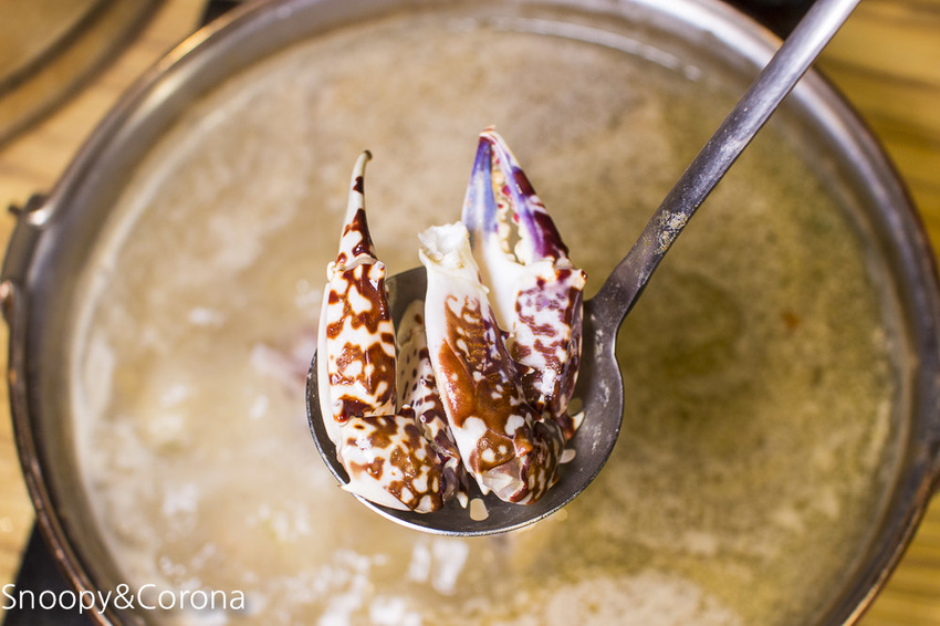 【台北美食】東區火鍋｜東區火鍋吃到飽｜火鍋殿～卜卜鍋滿滿蛤蜊好鮮美，澳洲和牛、戰車龍蝦、青蟹足吃到飽