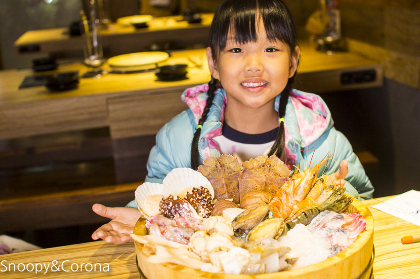 【台北美食】東區火鍋｜東區火鍋吃到飽｜火鍋殿～卜卜鍋滿滿蛤蜊好鮮美，澳洲和牛、戰車龍蝦、青蟹足吃到飽