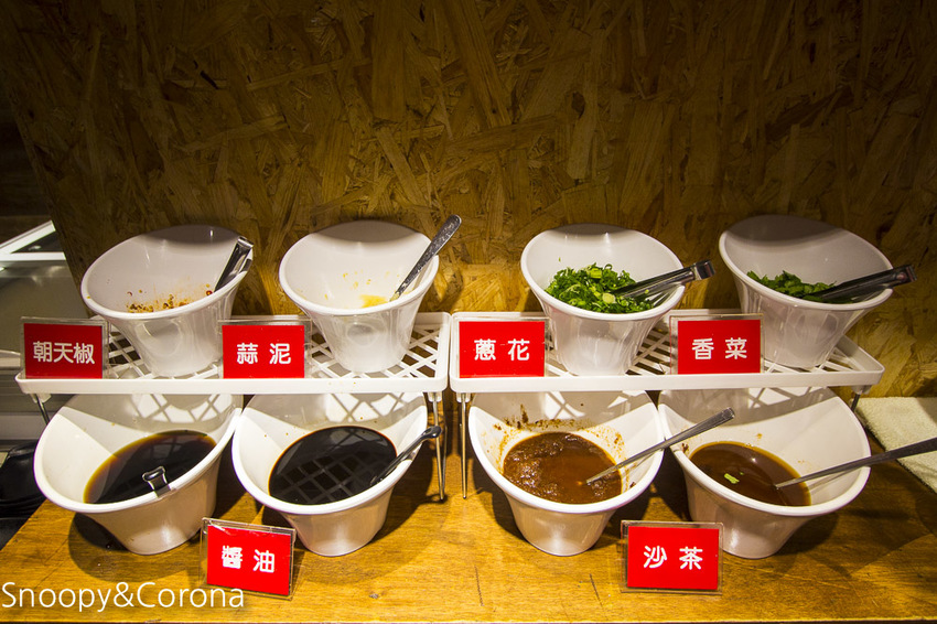 【台北美食】東區火鍋｜東區火鍋吃到飽｜火鍋殿～卜卜鍋滿滿蛤蜊好鮮美，澳洲和牛、戰車龍蝦、青蟹足吃到飽