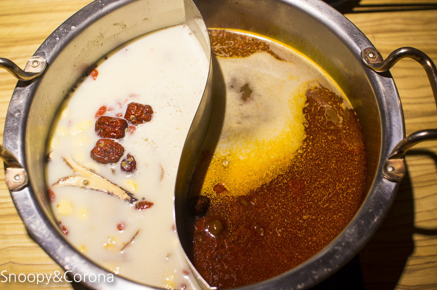 【台北美食】東區火鍋｜東區火鍋吃到飽｜火鍋殿～卜卜鍋滿滿蛤蜊好鮮美，澳洲和牛、戰車龍蝦、青蟹足吃到飽