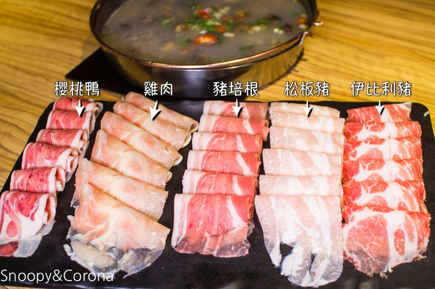 【台北美食】東區火鍋｜東區火鍋吃到飽｜火鍋殿～卜卜鍋滿滿蛤蜊好鮮美，澳洲和牛、戰車龍蝦、青蟹足吃到飽