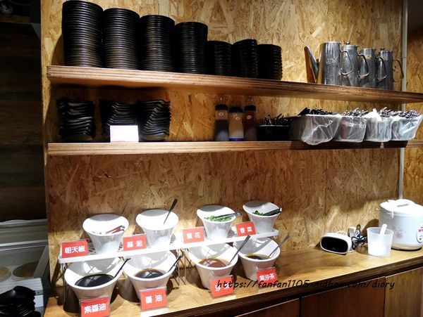 【台北吃到飽】火鍋殿 #卜卜鍋 #澎湖無毒六班刺河豚 #和牛 #伊比利豬 #生啤無限暢飲 (6).JPG