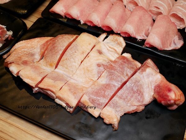 【台北吃到飽】火鍋殿 #卜卜鍋 #澎湖無毒六班刺河豚 #和牛 #伊比利豬 #生啤無限暢飲 (14).JPG