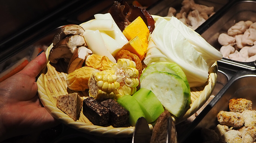 東區蛤蜊痛風鍋,忠孝敦化蛤蜊痛風鍋,忠孝復興蛤蜊痛風鍋,戰車龍蝦吃到飽,台北戰車龍蝦吃到飽,台北東區戰車龍蝦吃到飽,蛤火鍋菜單,蛤菜單,蛤蜊鍋