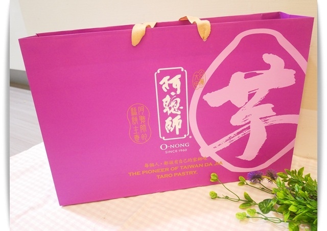 「阿聰師芋頭酥的糕餅主意」台中知名伴手禮，芋頭酥年節禮盒 ♡