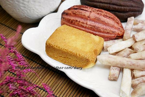 春節禮盒推薦【阿聰師的糕餅主意】#台中十大伴手禮 #團購美食 #下午茶推薦 #宅配禮盒 (9).JPG