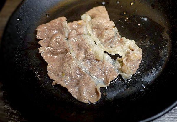 千荷田日式涮涮鍋-永安店：‖食記‖ 千荷田日式涮涮鍋-永安店 ｜雙拼超值鍋｜招牌羊肉鍋｜昆布湯底｜ 麻辣湯底（捷運永安市場美食）