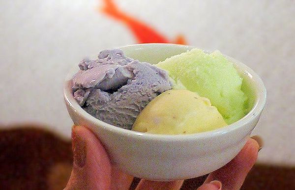 千荷田日式涮涮鍋-永安店：‖食記‖ 千荷田日式涮涮鍋-永安店 ｜雙拼超值鍋｜招牌羊肉鍋｜昆布湯底｜ 麻辣湯底（捷運永安市場美食）