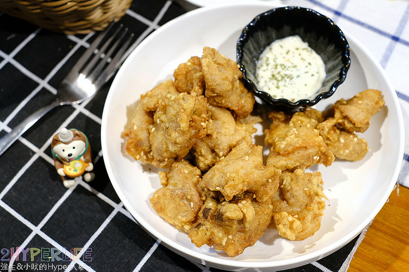 90小餐館,丼飯,台中北屯美食,台中日式咖哩,台中美食,台中義大利麵,台中義式,台中聚餐餐廳,平價美食,披薩,旱溪美食,蛋包飯 @強生與小吠的Hyper人蔘~