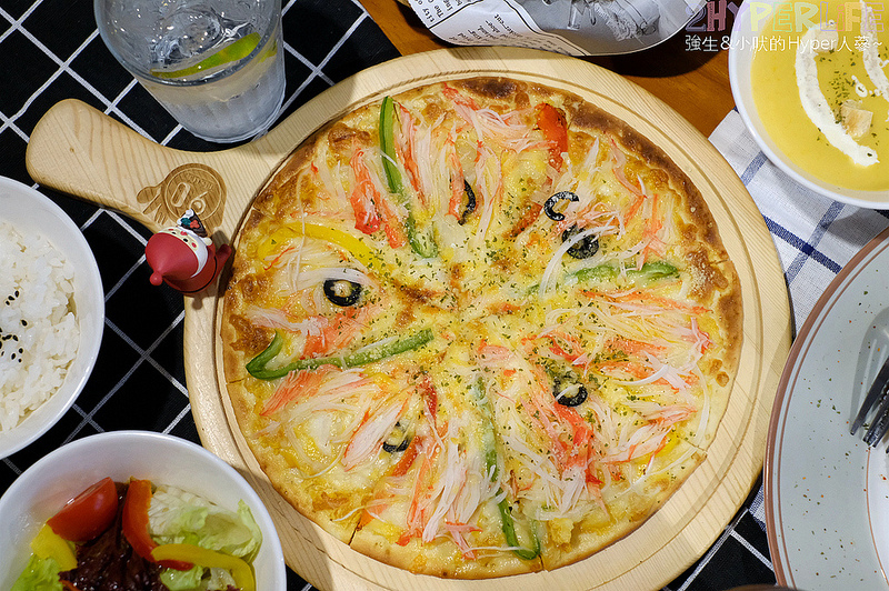 90小餐館,丼飯,台中北屯美食,台中日式咖哩,台中美食,台中義大利麵,台中義式,台中聚餐餐廳,平價美食,披薩,旱溪美食,蛋包飯 @強生與小吠的Hyper人蔘~