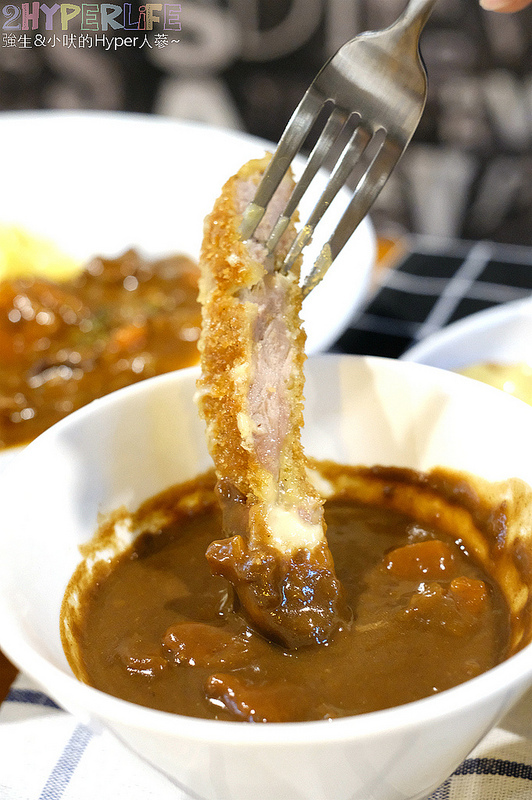 90小餐館,丼飯,台中北屯美食,台中日式咖哩,台中美食,台中義大利麵,台中義式,台中聚餐餐廳,平價美食,披薩,旱溪美食,蛋包飯 @強生與小吠的Hyper人蔘~