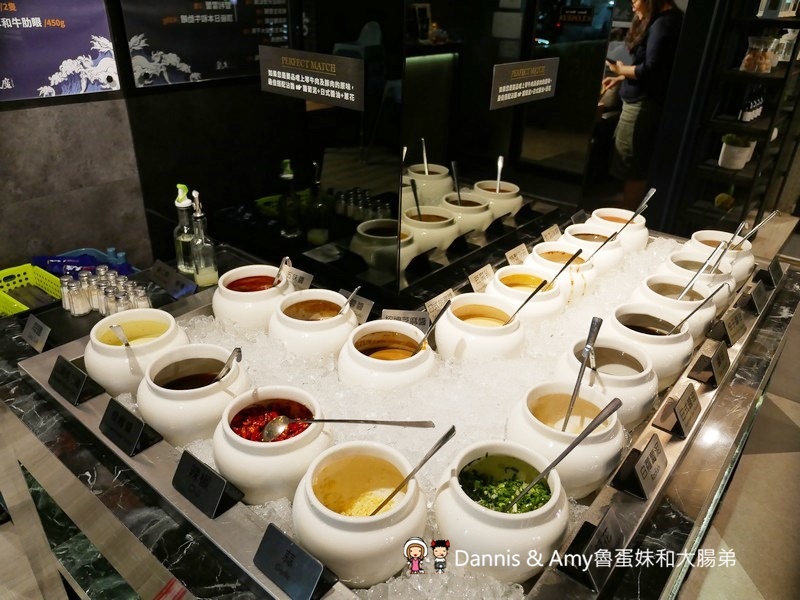 《新竹父親節餐廳推薦》預訂父親節套餐首選-大魔大滿足鍋物大遠百店。陪老公老爸吃頂級夢幻逸品日本A5和牛海鮮火鍋。最新優惠分享使用振興券可享加碼優惠︱（影片）