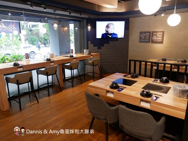 《新竹好吃火鍋推薦》大魔大滿足鍋物大遠百店。各國頂級和牛肉品海鮮吃好吃滿。辦大魔卡送海鮮船。光棍節最新消費優惠分享︱(影片) 《新竹好吃火鍋推薦》大魔大滿足鍋物大遠百店。各國頂級和牛肉品海鮮吃好吃滿。辦大魔卡送海鮮船。光棍節最新消費優惠分享︱(影片)