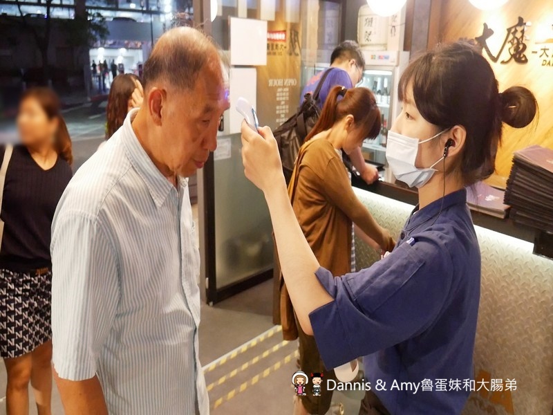 《新竹父親節餐廳推薦》預訂父親節套餐首選-大魔大滿足鍋物大遠百店。陪老公老爸吃頂級夢幻逸品日本A5和牛海鮮火鍋。最新優惠分享使用振興券可享加碼優惠︱（影片）