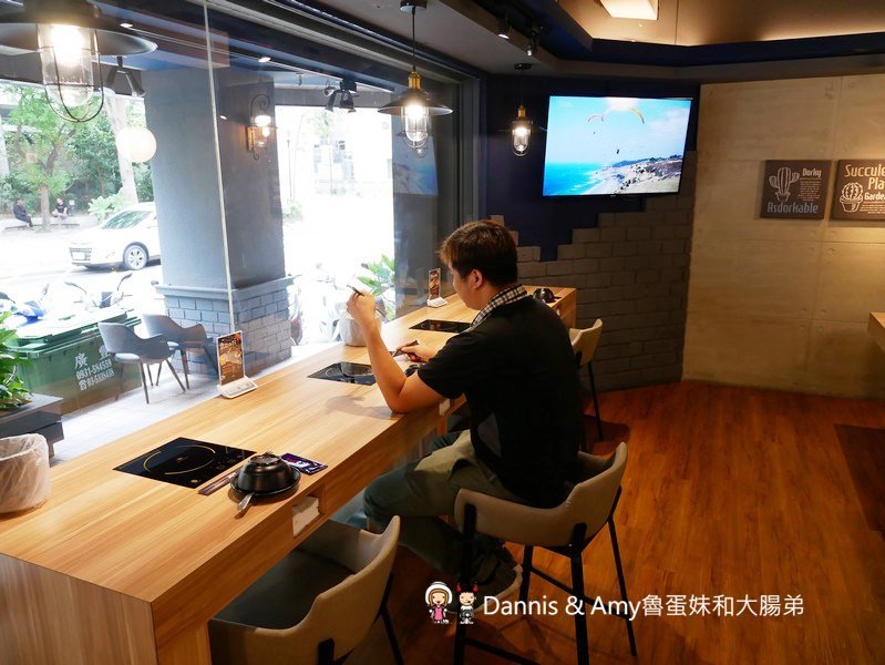 《新竹好吃火鍋推薦》大魔大滿足鍋物大遠百店。各國頂級和牛肉品海鮮吃好吃滿。辦大魔卡送海鮮船。光棍節最新消費優惠分享︱(影片) 《新竹好吃火鍋推薦》大魔大滿足鍋物大遠百店。各國頂級和牛肉品海鮮吃好吃滿。辦大魔卡送海鮮船。光棍節最新消費優惠分享︱(影片)