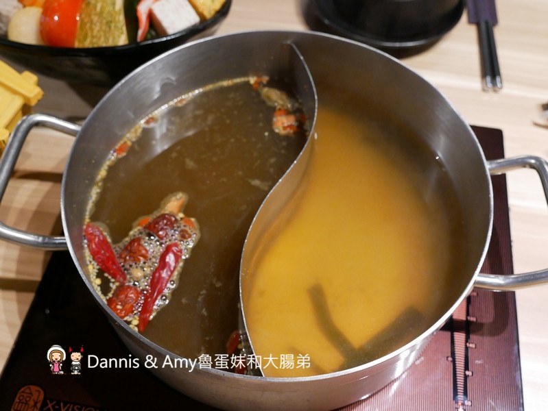 《新竹好吃火鍋推薦》大魔大滿足鍋物大遠百店。各國頂級和牛肉品海鮮吃好吃滿。辦大魔卡送海鮮船。光棍節最新消費優惠分享︱(影片) 《新竹好吃火鍋推薦》大魔大滿足鍋物大遠百店。各國頂級和牛肉品海鮮吃好吃滿。辦大魔卡送海鮮船。光棍節最新消費優惠分享︱(影片)