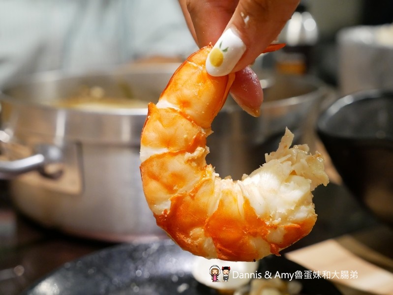 《新竹父親節餐廳推薦》預訂父親節套餐首選-大魔大滿足鍋物大遠百店。陪老公老爸吃頂級夢幻逸品日本A5和牛海鮮火鍋。最新優惠分享使用振興券可享加碼優惠︱（影片）