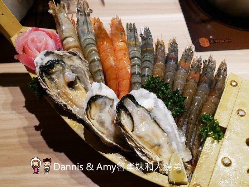 《新竹好吃火鍋推薦》大魔大滿足鍋物大遠百店。各國頂級和牛肉品海鮮吃好吃滿。辦大魔卡送海鮮船。光棍節最新消費優惠分享︱(影片) 《新竹好吃火鍋推薦》大魔大滿足鍋物大遠百店。各國頂級和牛肉品海鮮吃好吃滿。辦大魔卡送海鮮船。光棍節最新消費優惠分享︱(影片)