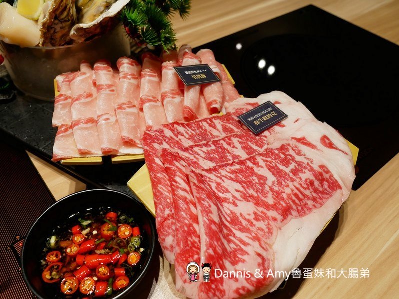 《新竹好吃火鍋推薦》大魔大滿足鍋物大遠百店。各國頂級和牛肉品海鮮吃好吃滿。辦大魔卡送海鮮船。光棍節最新消費優惠分享︱(影片) 《新竹好吃火鍋推薦》大魔大滿足鍋物大遠百店。各國頂級和牛肉品海鮮吃好吃滿。辦大魔卡送海鮮船。光棍節最新消費優惠分享︱(影片)