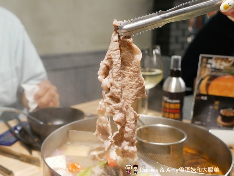 《新竹父親節餐廳推薦》預訂父親節套餐首選-大魔大滿足鍋物大遠百店。陪老公老爸吃頂級夢幻逸品日本A5和牛海鮮火鍋。最新優惠分享使用振興券可享加碼優惠︱（影片）