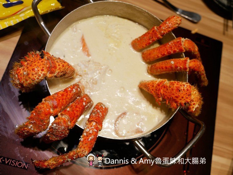 《新竹好吃火鍋推薦》大魔大滿足鍋物大遠百店。各國頂級和牛肉品海鮮吃好吃滿。辦大魔卡送海鮮船。光棍節最新消費優惠分享︱(影片) 《新竹好吃火鍋推薦》大魔大滿足鍋物大遠百店。各國頂級和牛肉品海鮮吃好吃滿。辦大魔卡送海鮮船。光棍節最新消費優惠分享︱(影片)