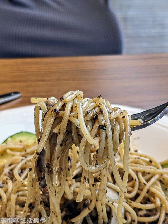 【新竹食記】卡菲努努親子寵物餐廳 - 超有趣親子寵物餐廳,小