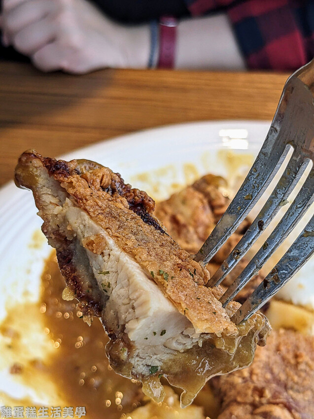 【新竹食記】卡菲努努親子寵物餐廳 - 超有趣親子寵物餐廳,小