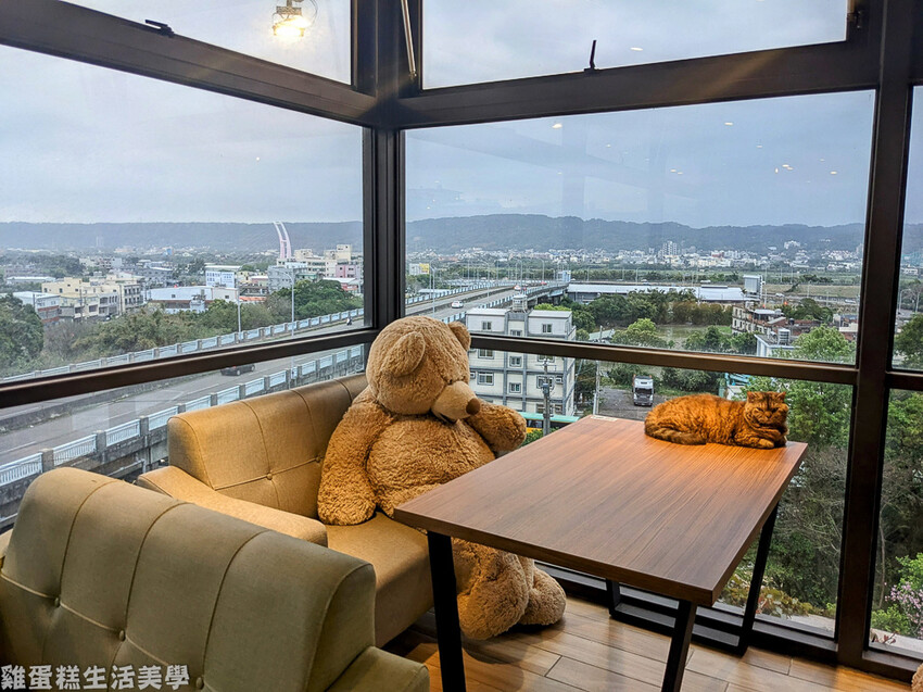 【新竹食記】卡菲努努親子寵物餐廳 - 超有趣親子寵物餐廳,小