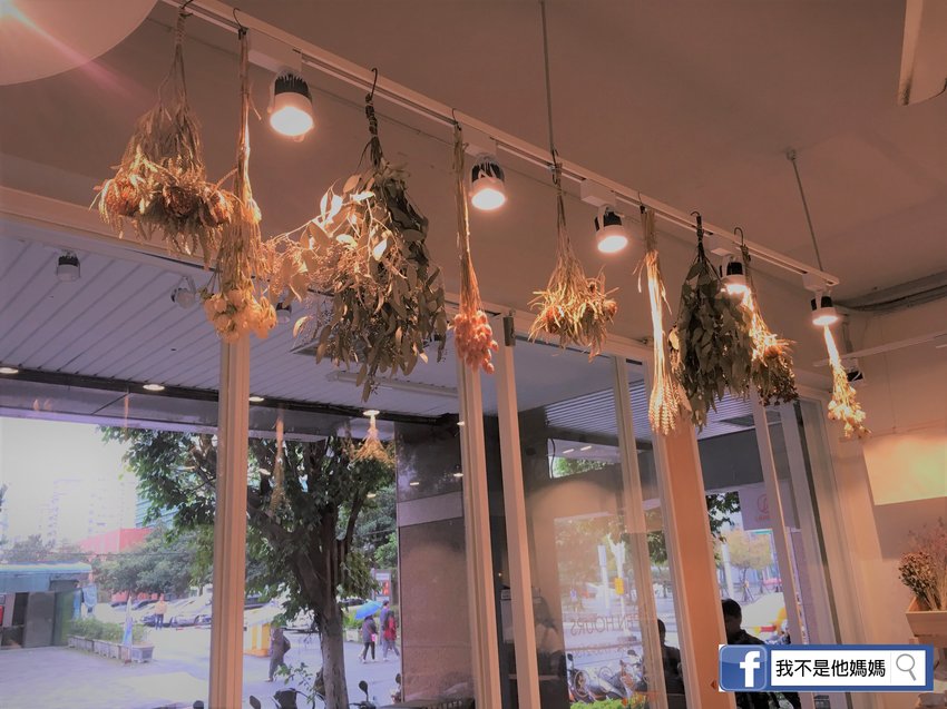 辣呼呼,大師兄,Lahuhu,我不是他媽媽,Life生活誌推薦,食尚玩家推薦,小清新,簡約,創意美食,永和美食,中和美食,四號公園美食