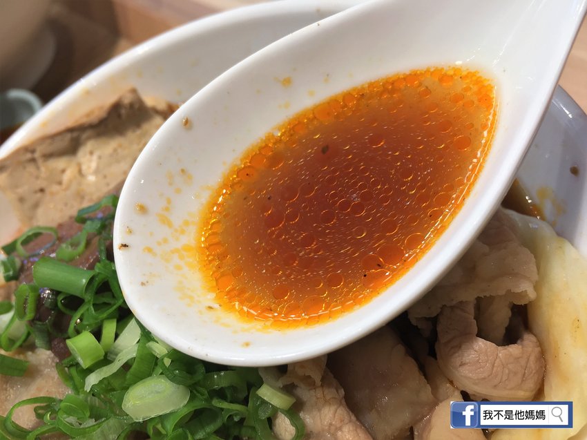 辣呼呼,大師兄,Lahuhu,我不是他媽媽,Life生活誌推薦,食尚玩家推薦,小清新,簡約,創意美食,永和美食,中和美食,四號公園美食