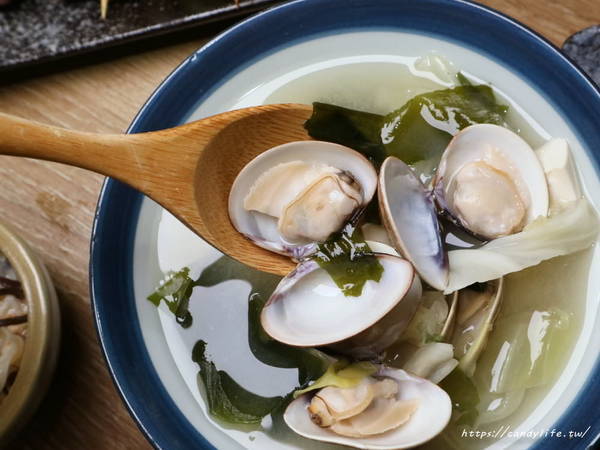 炭燒烤(逢甲店):台中美食│炭燒烤逢甲店〃逢甲必吃烤肉!價格親民,烤功了得,讓人一吃成主顧的炭燒烤~