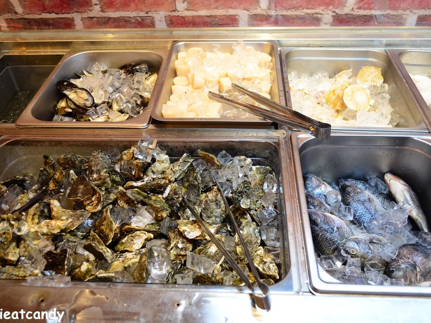 台中美食_泰夯蝦-正宗曼谷流水蝦│隱藏在龍富夜市的泰國蝦吃到飽！滿滿蝦子吃到過癮~ - 愛伊特candy的分享樂園