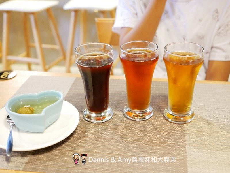 《新竹隱藏版庭園餐廳》聖母園義式餐坊x九零二小舖。隱身光復路巷弄的私密景點新竹美食。親子友善遊戲空間︱(影片)