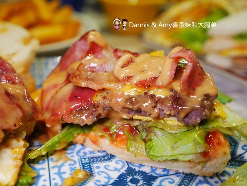 《新竹龍山社區早餐》米樂晨食館-竹科店。不只賣早餐、早午餐。晚上還有平價牛排新選擇︱COSTCO好市多附近（影片）