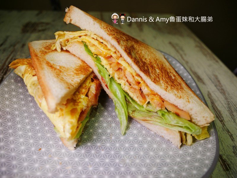 《新竹龍山社區早餐》米樂晨食館-竹科店。不只賣早餐、早午餐。晚上還有平價牛排新選擇︱COSTCO好市多附近（影片）