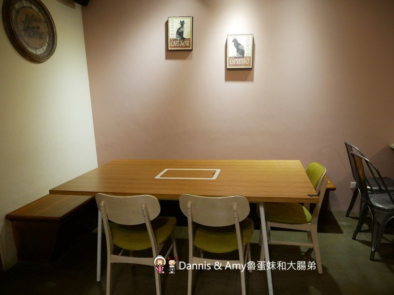 《新竹龍山社區早餐》米樂晨食館-竹科店。不只賣早餐、早午餐。晚上還有平價牛排新選擇︱COSTCO好市多附近（影片）