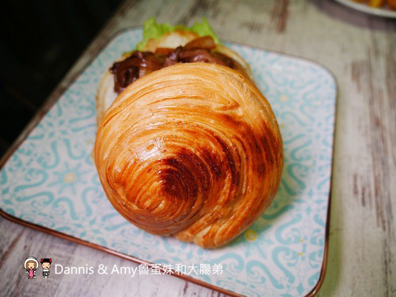 《新竹龍山社區早餐》米樂晨食館-竹科店。不只賣早餐、早午餐。晚上還有平價牛排新選擇︱COSTCO好市多附近（影片）