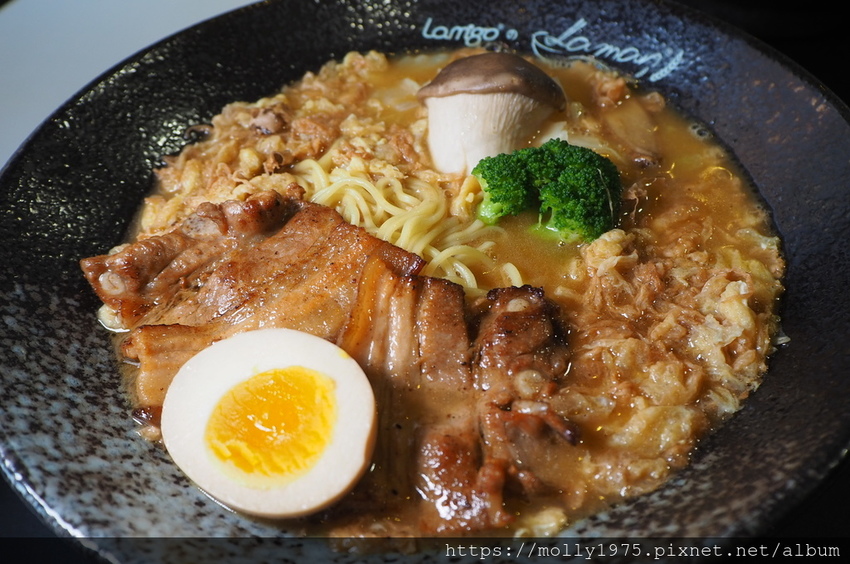 2019-03-16 12.15.10.jpg