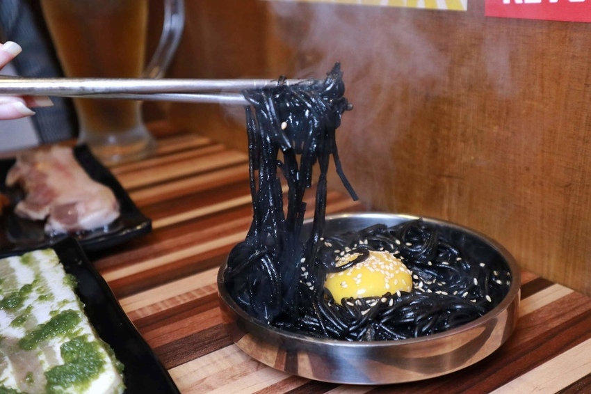 美豚生菜包肉 林森本店