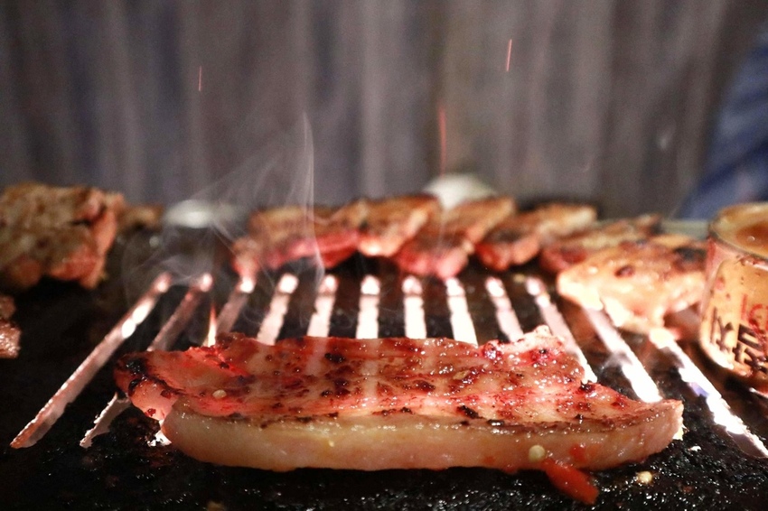 美豚生菜包肉 林森本店