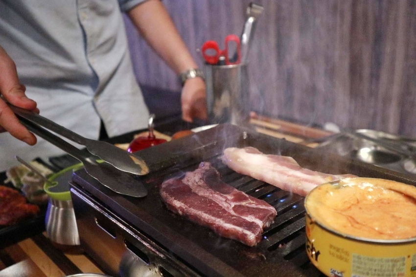 美豚生菜包肉 林森本店