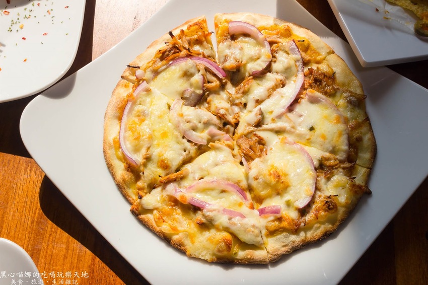 高雄鳳山︱Pizza Rock搖滾披薩　放假，就該慵懶的到披薩店，吃頓豐富營養義式早午餐！！（鳳山文衡店）