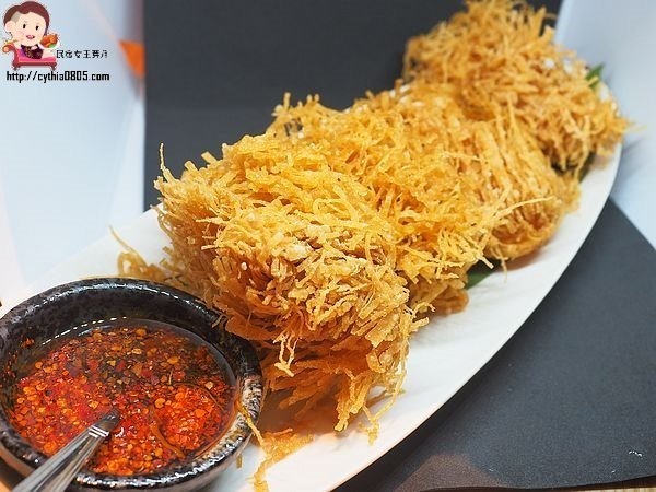 桃園中壢美食-1010湘SOGO店-桃園第一家落腳在中壢，十年老字號湘菜道道都是功夫菜 (邀約) @民宿女王芽月-美食.旅遊.全台趴趴走