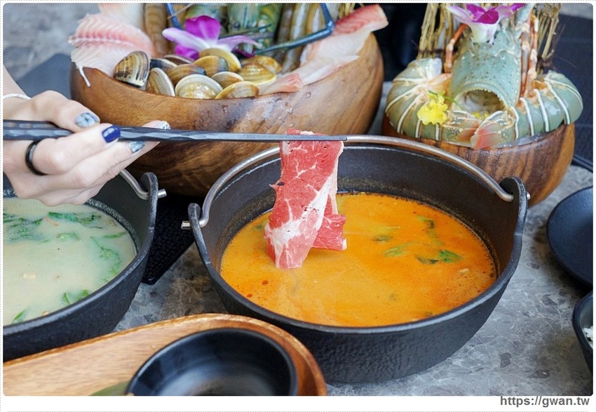 泰丘了！泰國蝦出現在火鍋店，還有泰奶冰沙和泰國香米吃到飽～