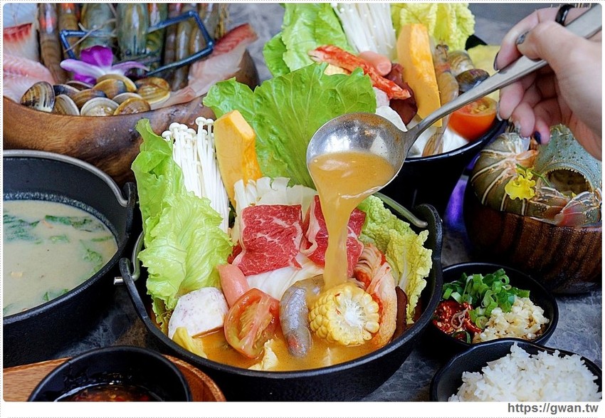 泰丘了！泰國蝦出現在火鍋店，還有泰奶冰沙和泰國香米吃到飽～