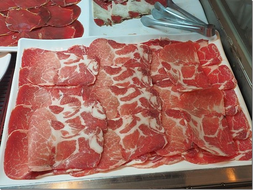 桃園中壢美食-泰多蝦流水道夾蝦場-北部第一家新鮮泰國蝦吃到飽,愛吃蝦子的快來! @民宿女王芽月-美食.旅遊.全台趴趴走