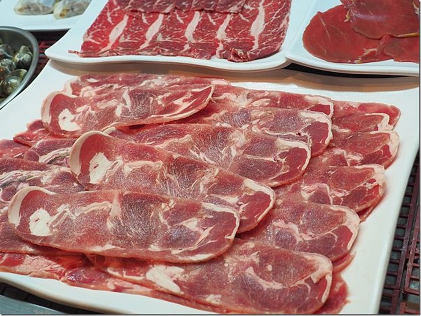 桃園中壢美食-泰多蝦流水道夾蝦場-北部第一家新鮮泰國蝦吃到飽,愛吃蝦子的快來! @民宿女王芽月-美食.旅遊.全台趴趴走