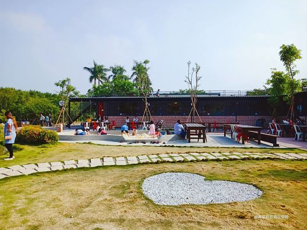 44950891_2157941214245508_6267054942171693056_n