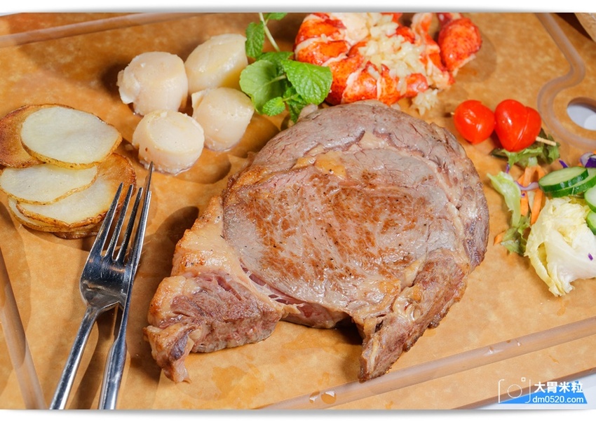 內湖人的秘密海鮮餐廳,Seafood & Meat 波波海鮮市集,代客料理輕鬆免下廚,聖誕大餐輕鬆在家吃牛排啖龍蝦,2018聖誕大餐推薦,內湖海鮮肉品專賣店推薦, - 大胃米粒 DAVID &